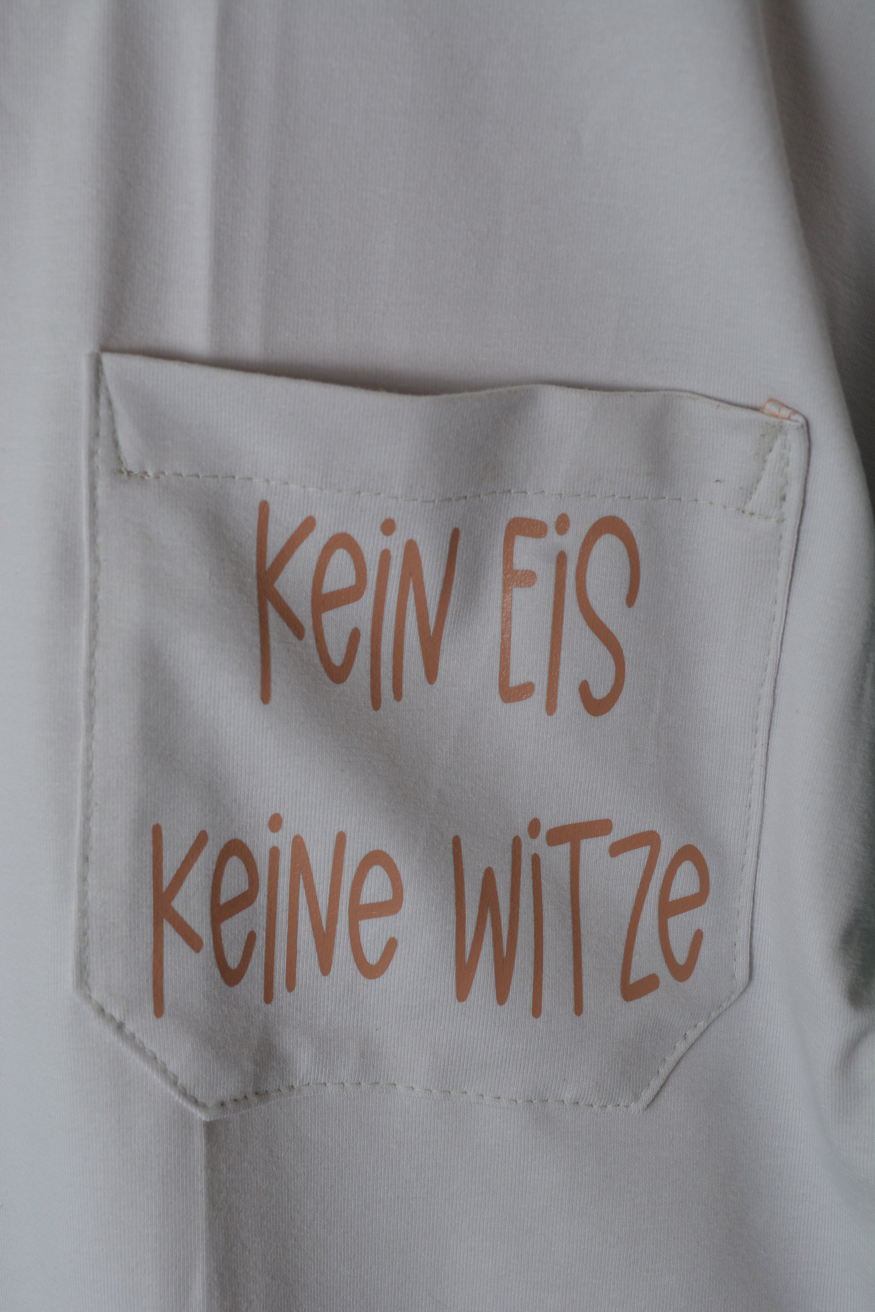 KEIN EIS. KEINE WITZE. SHIRT