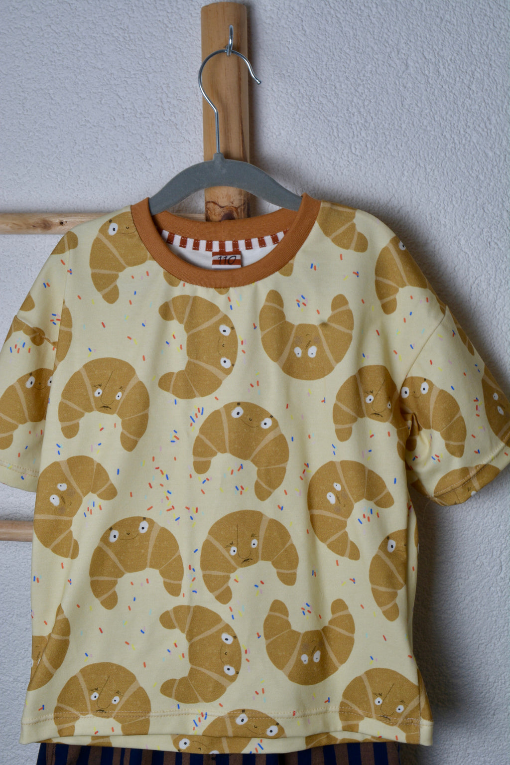 CROISSANT CLUB Oversized Shirt