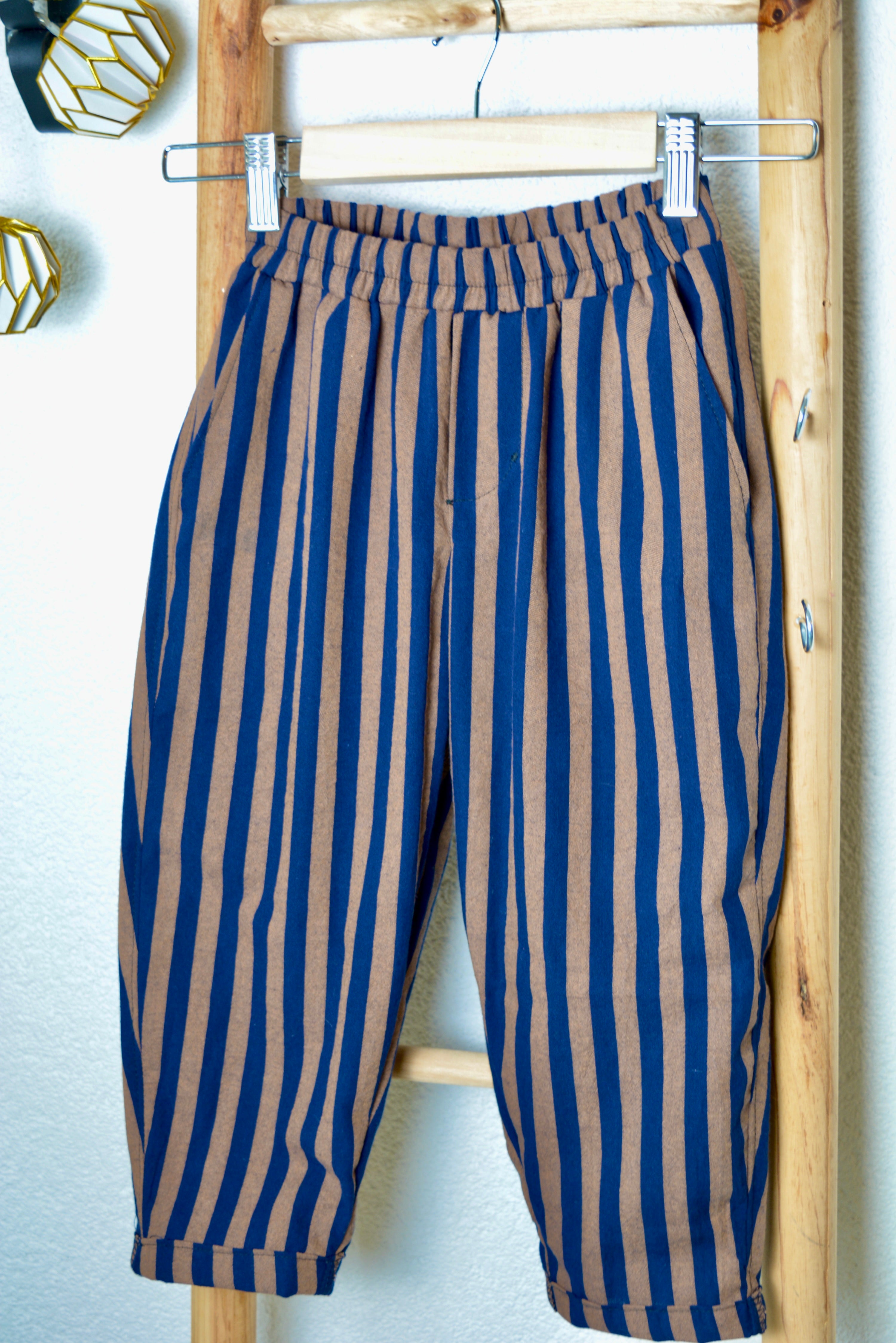 Croissant Club Hose