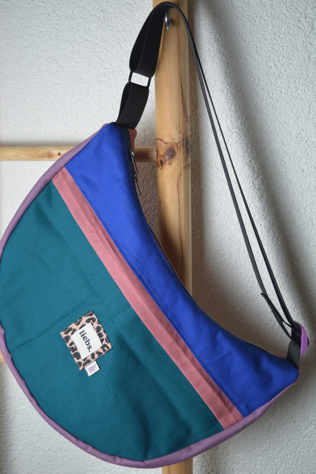Halbmond Tasche "Ocean Pop"