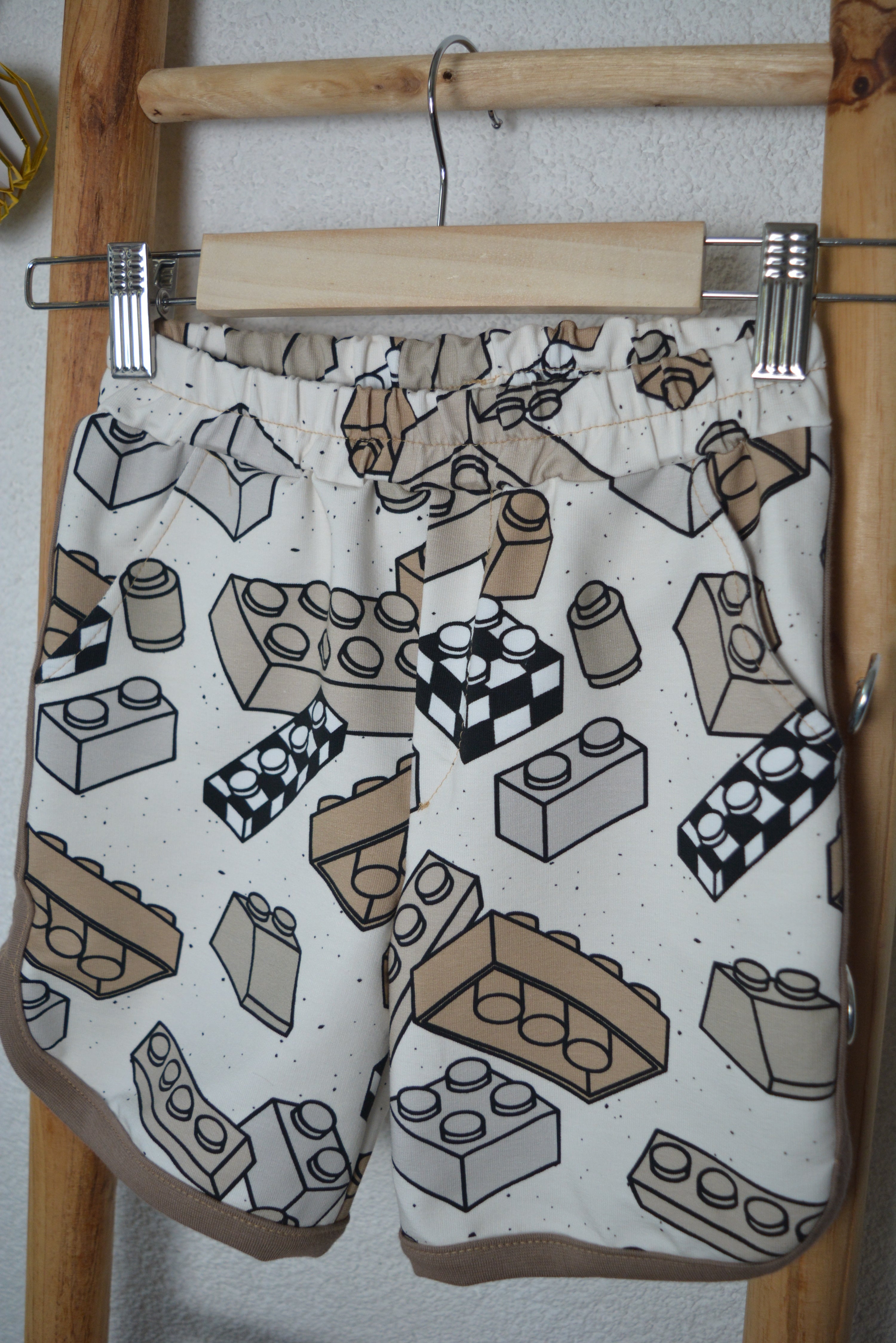 Bausteine Retro Shorts