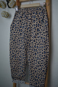 Blue Leo Hose