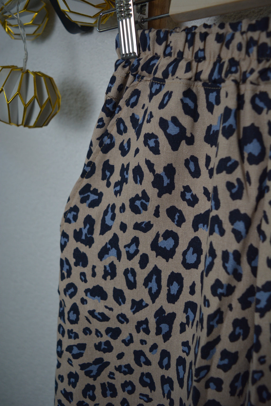 Blue Leo Hose