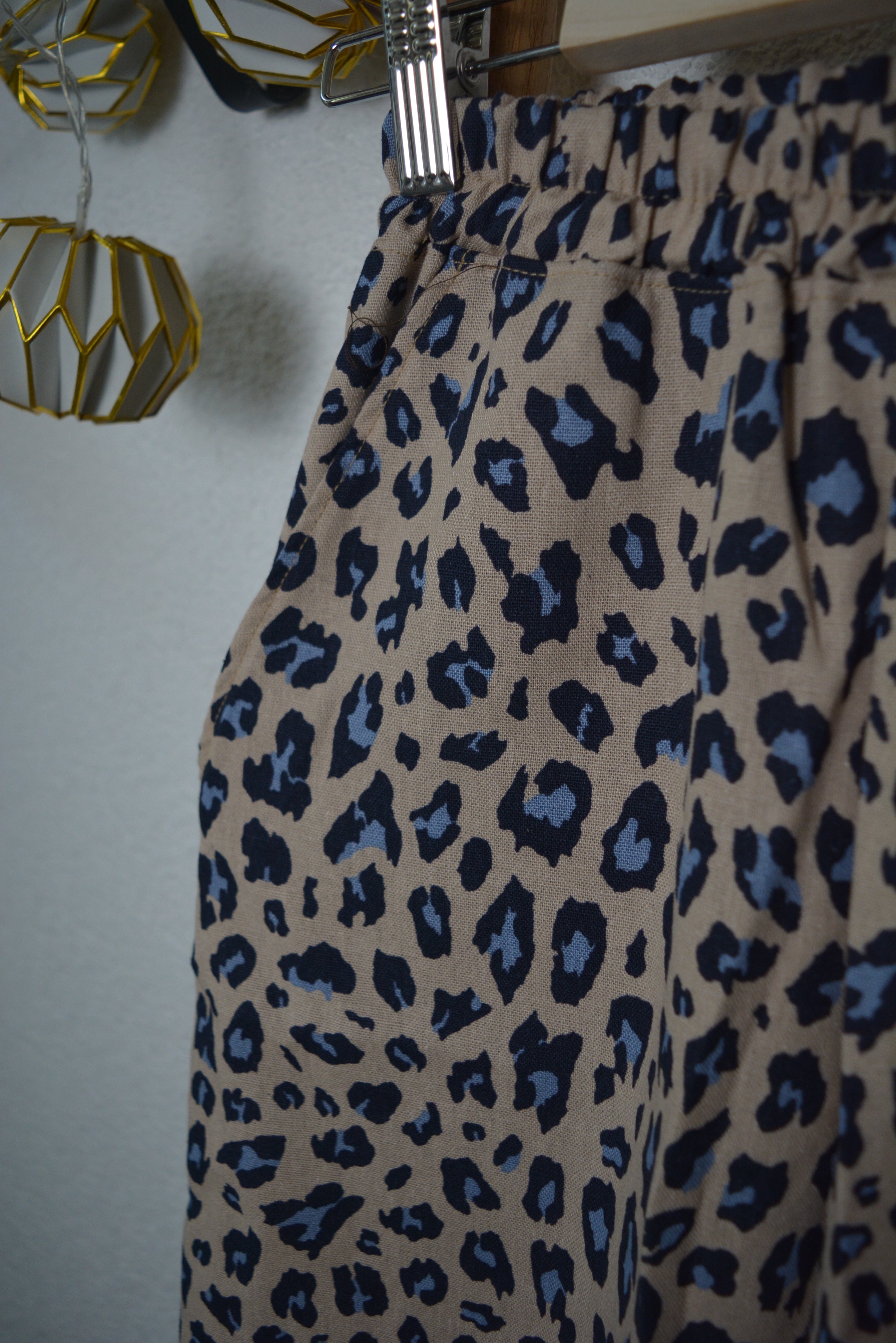 Blue Leo Hose