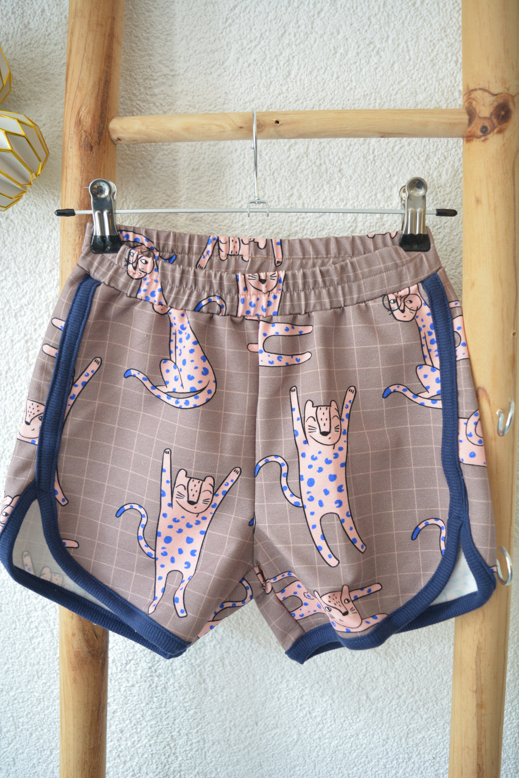 Leopardenbande Retro Shorts
