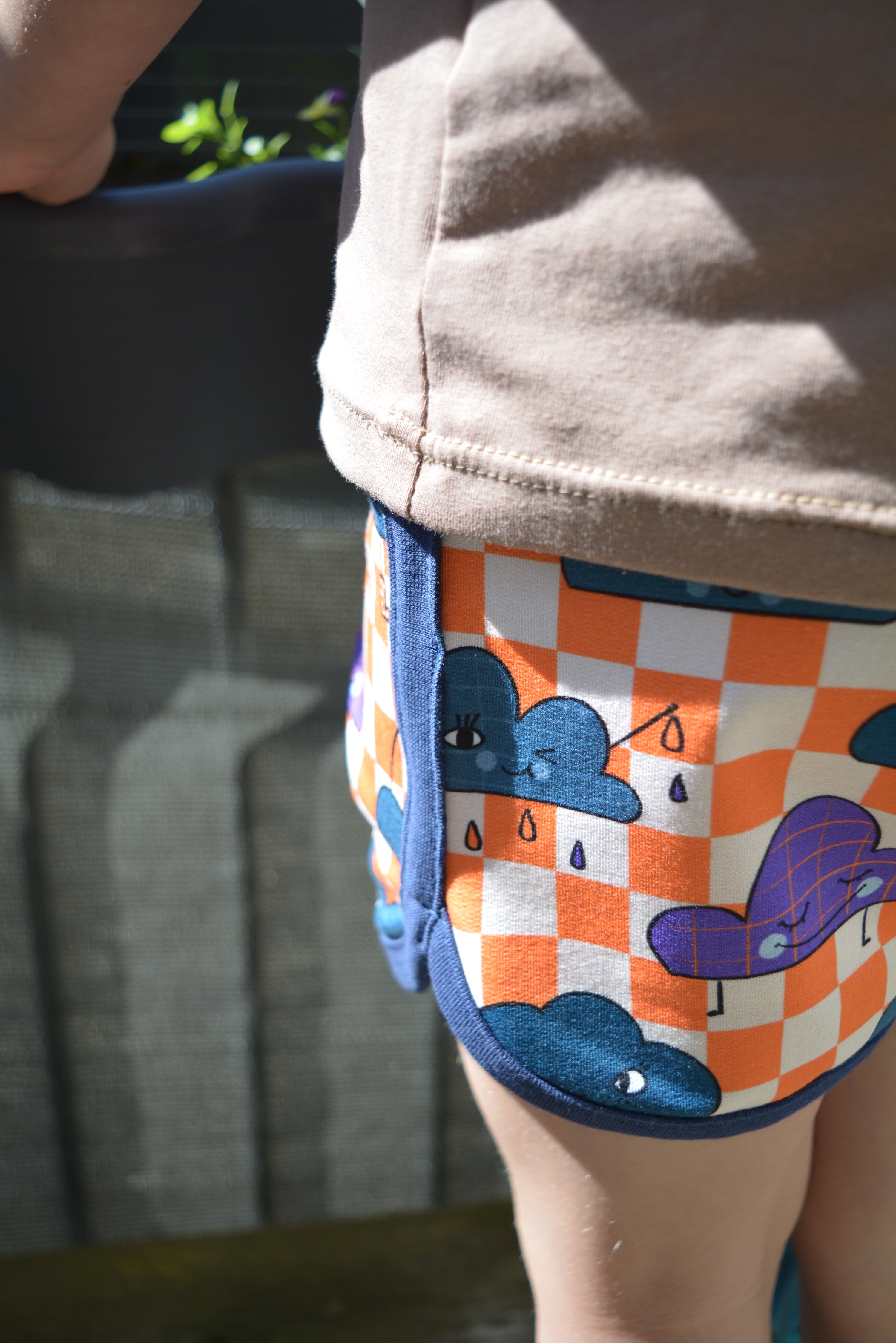 Wolkentreff Retro Shorts
