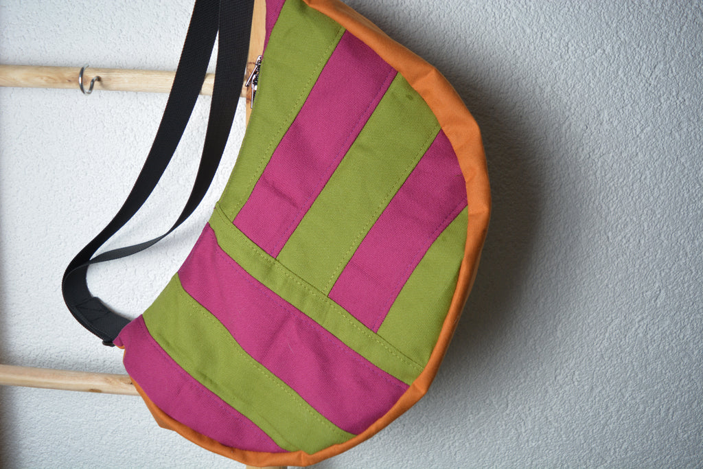 Halbmond Tasche Liebs