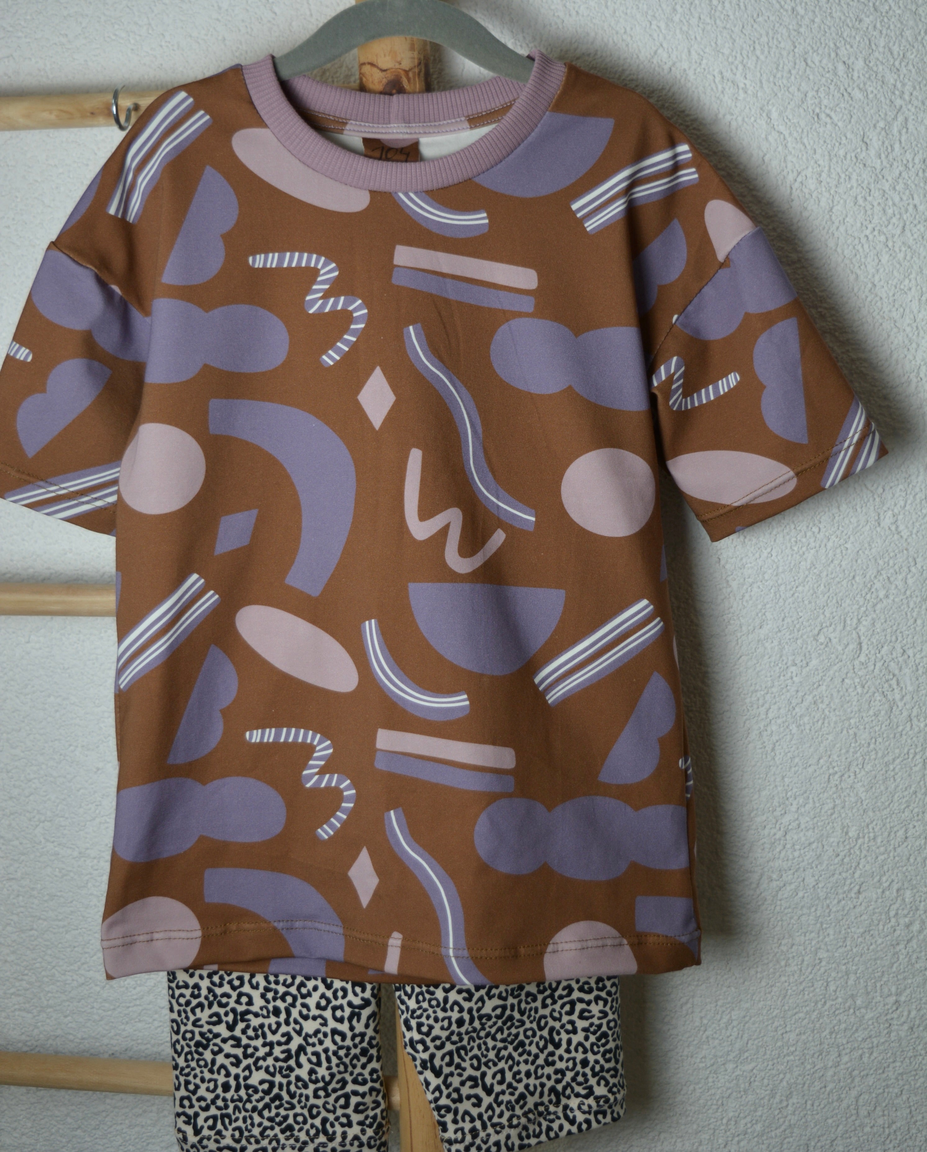 Oversized Shirt "Shapes"