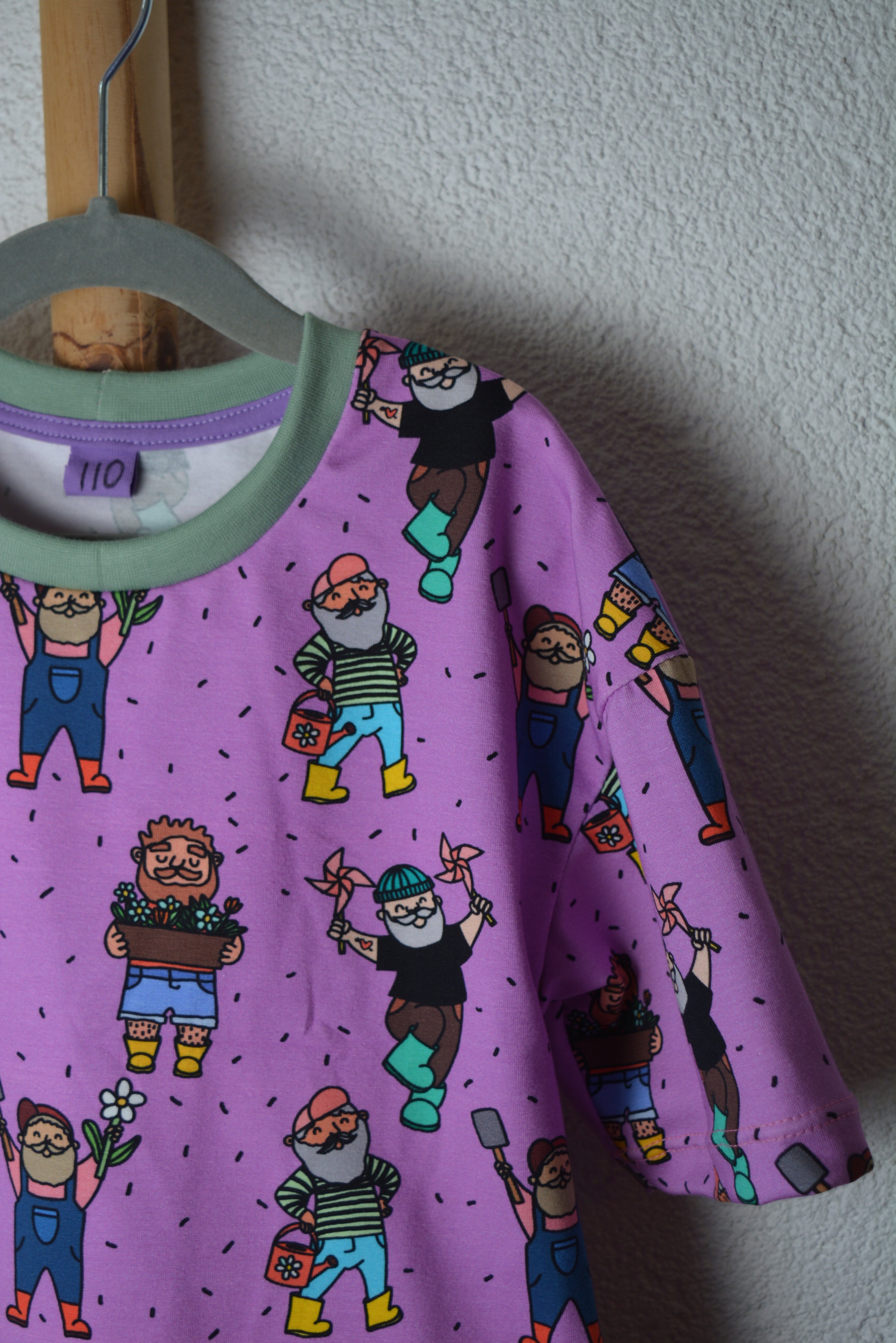 Kinder T-Shirt „Happy Zwerge“ – Oversized Unisex