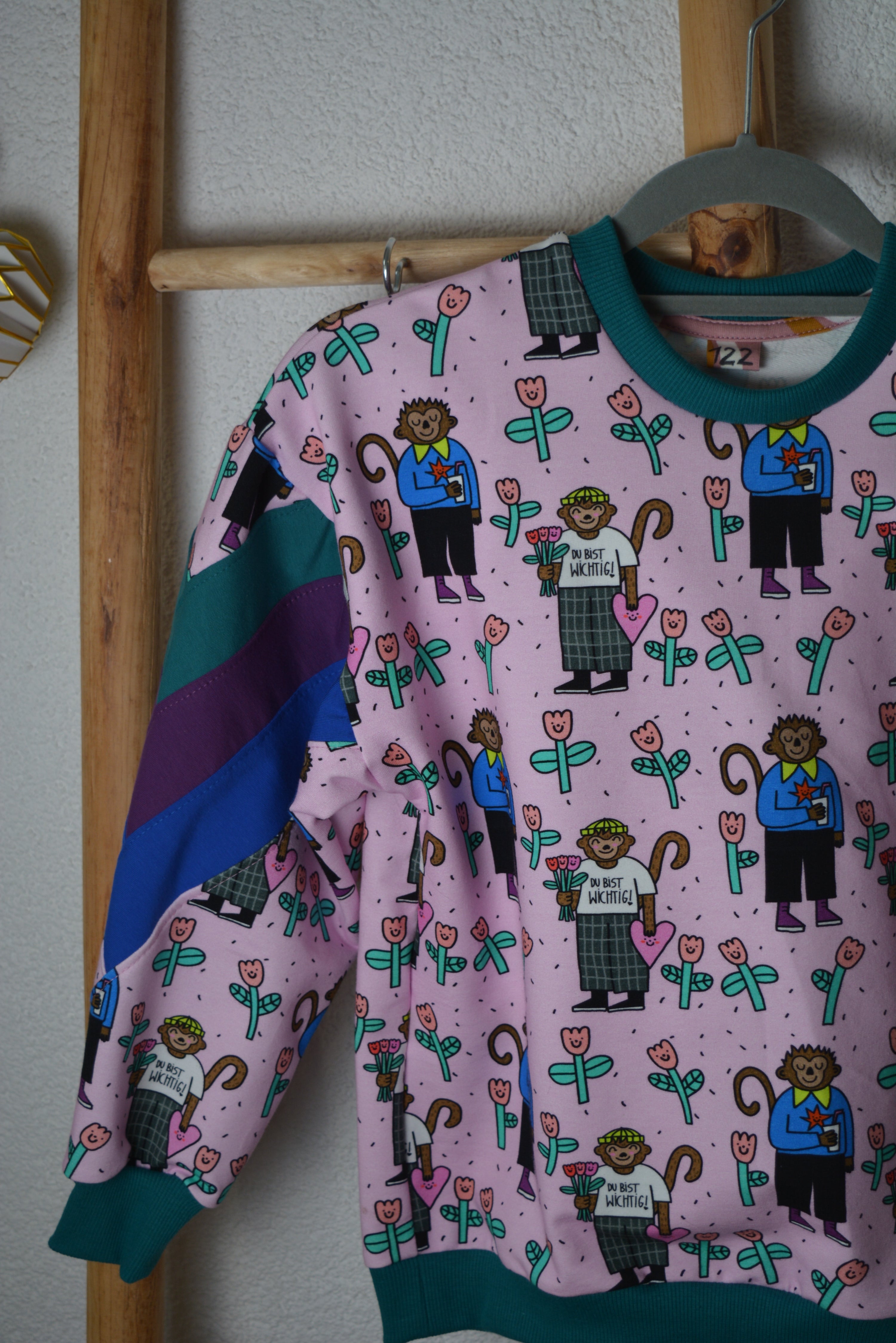 Wichtig Sweater