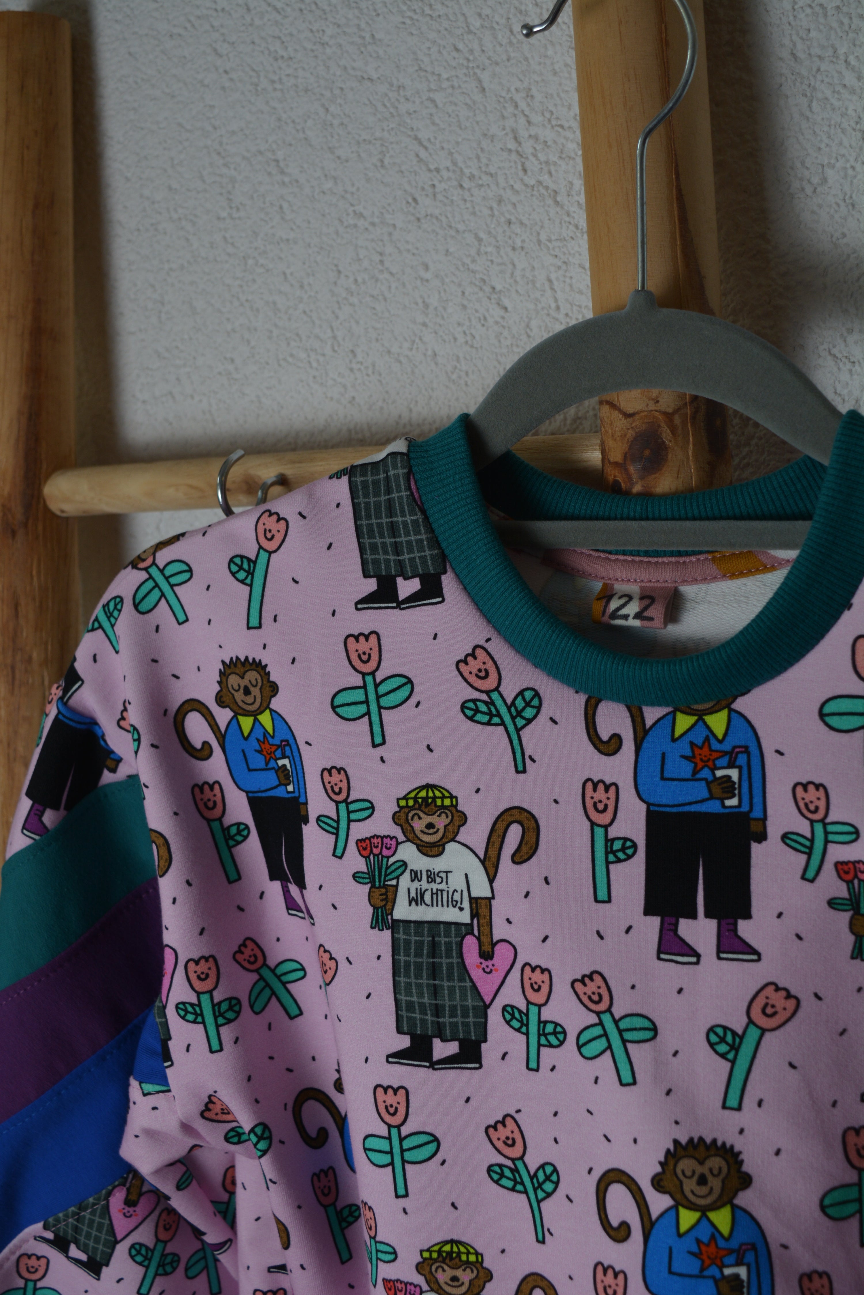 Wichtig Sweater