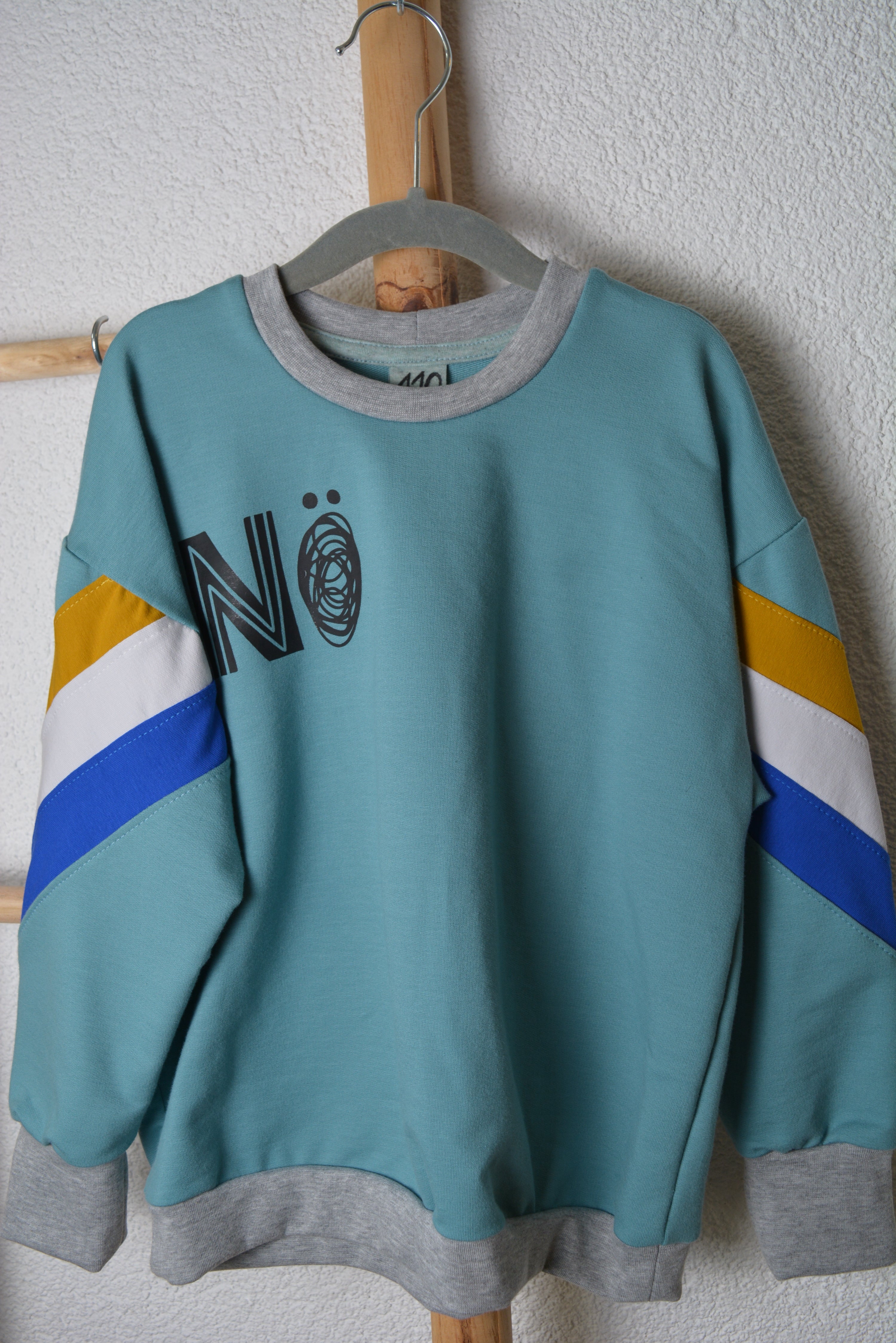 NÖ Sweater