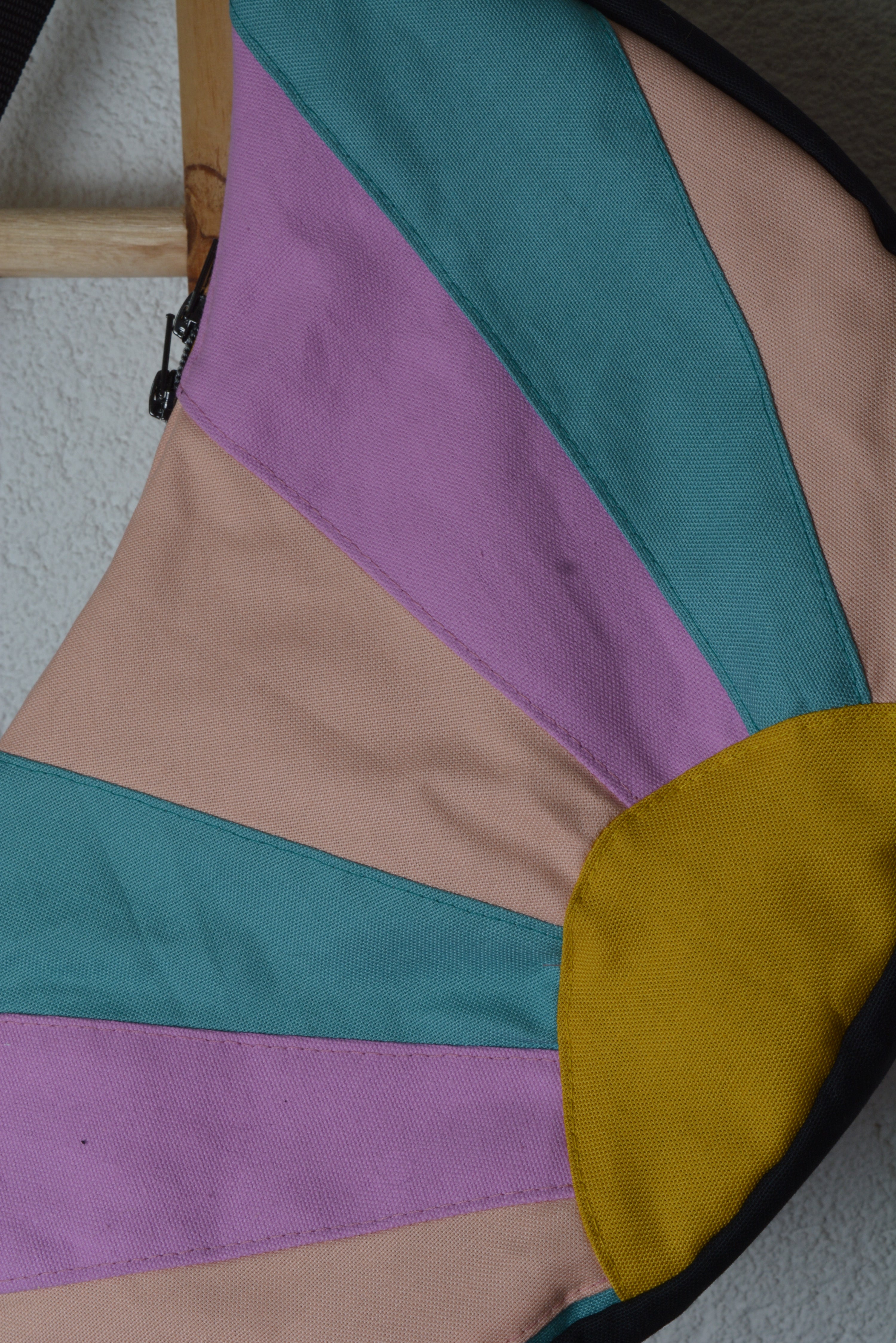 Half Moon Bag "Sol"