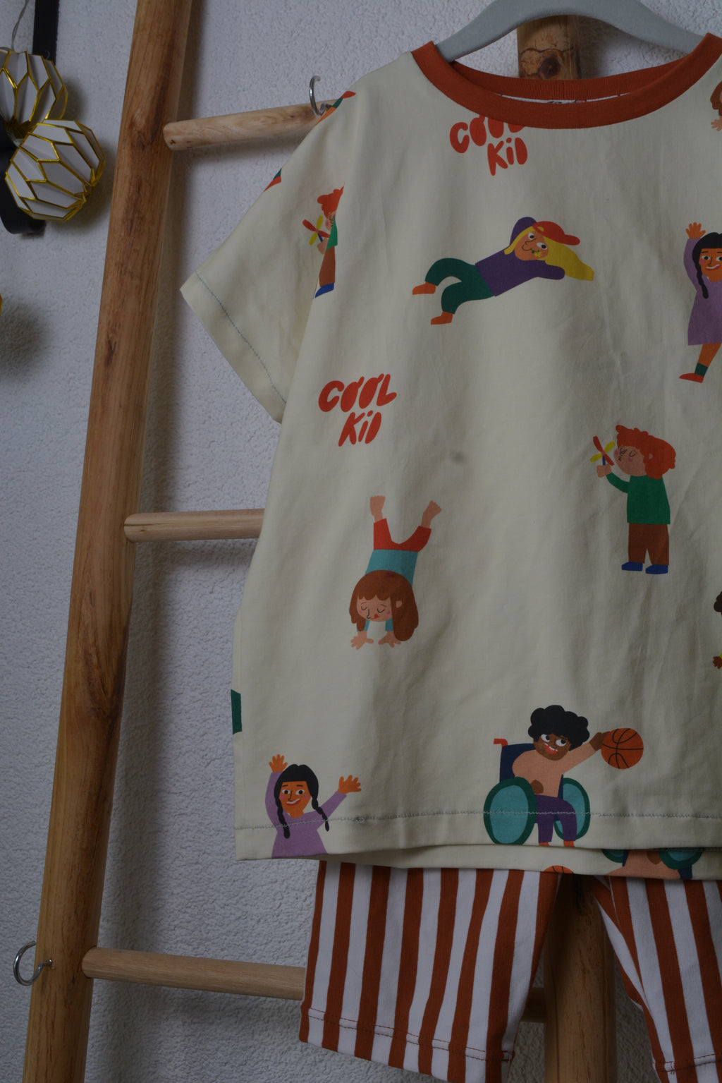 Kinder Set „Cool Kid“ – Oversized Shirt & Radlerhose Gr.128/134